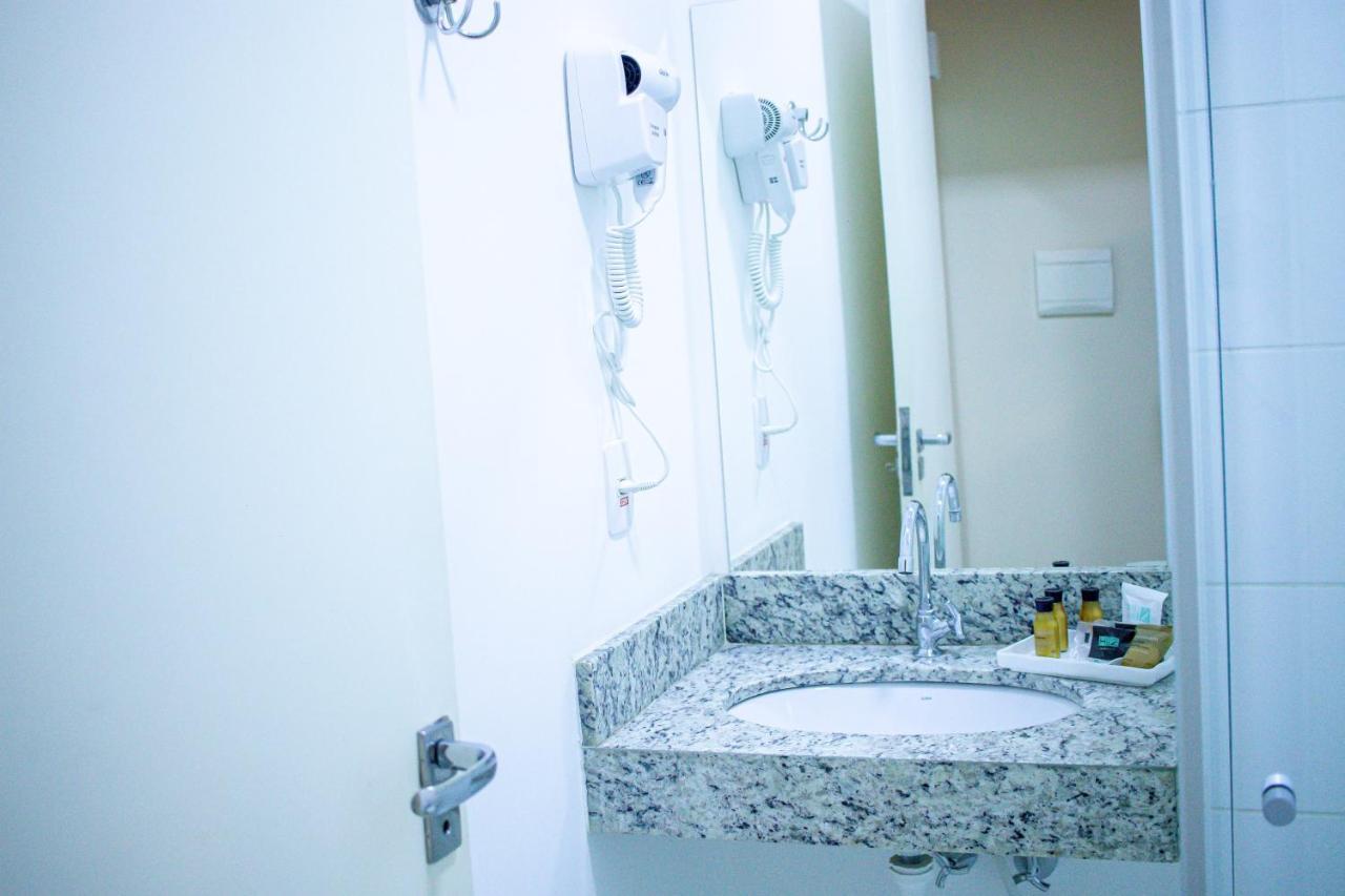 Hotel H2 Congonhas Congonhas  Exterior foto Bathroom